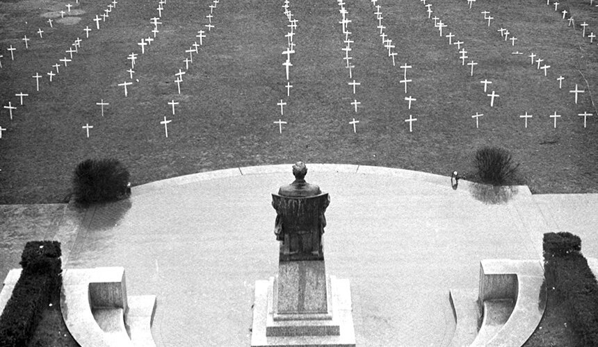 A display erected on Bascom Hill in December 1968 served as a memorial to members of the class of 1968 who died in Vietnam that year.