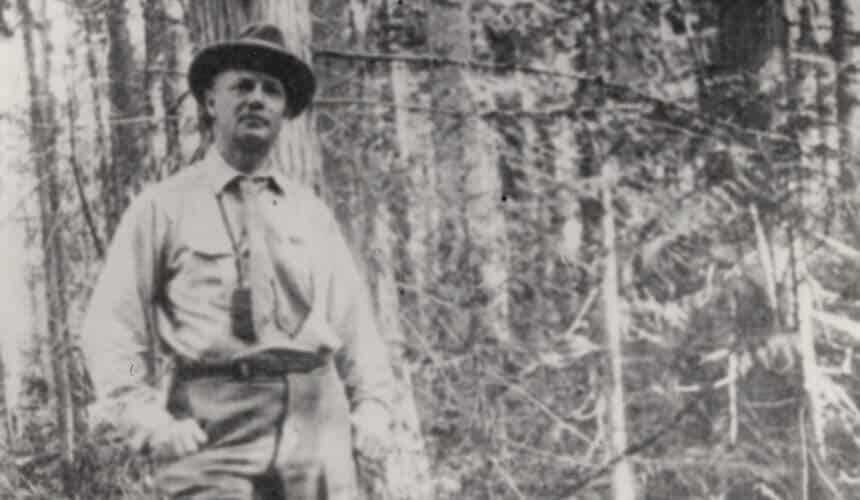 Frederick Jackson Turner camping. (Image courtesy of the Wisconsin Historical Society, #121899.) Frederick Jackson Turner camping.