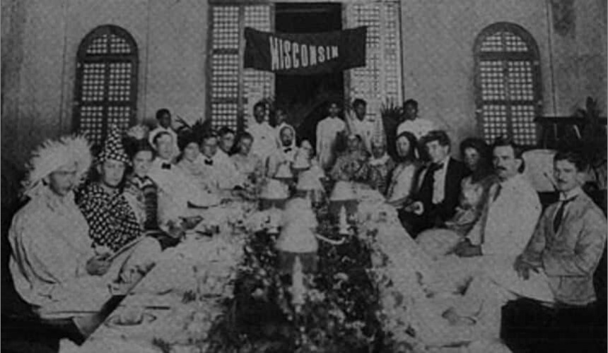 The 1913 banquet for UW alumni at the Manila Hotel. (Image courtesy of the UW Archives.) The 1913 banquet for UW alumni at the Manila Hotel.