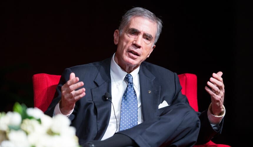 Bronze Star recipient and former U.S. Sen. Charles Robb.