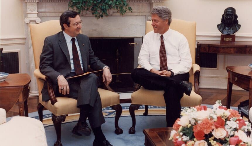 David Obey and President Clinton sit together in a meeting in the Oval Office. (Image courtesy of the Wisconsin Historical Society, #108768.) David Obey and President Clinton sit together in a meeting in the Oval Office.