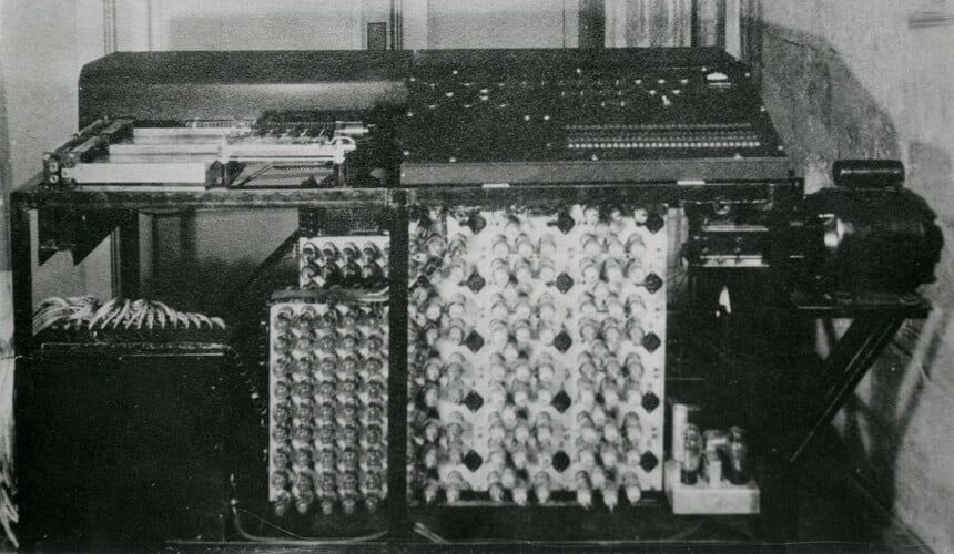 Side view of the Atanasoff-Berry Computer, 1942. (Image courtesy of Special Collections and University Archives / Iowa State University Library.) Side view of the Atanasoff-Berry Computer, 1942.