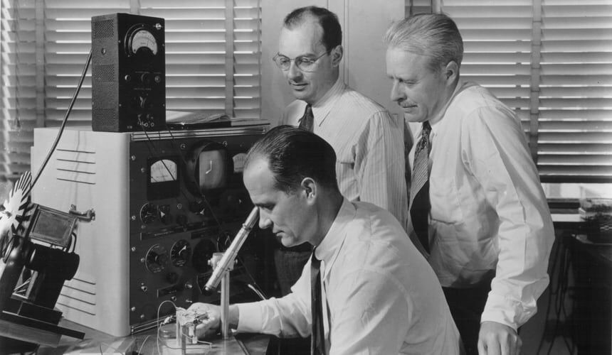 Bardeen with his co-researchers.