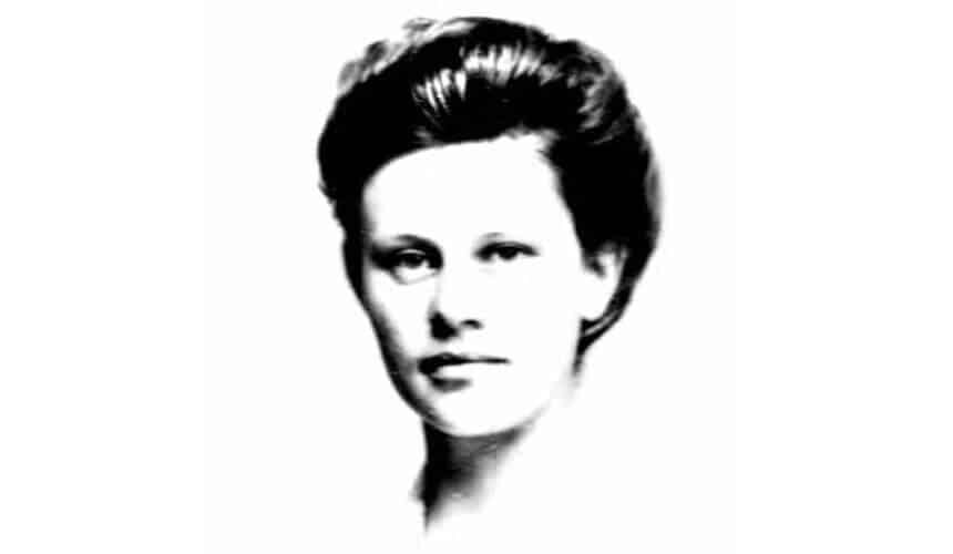 Marguerite Davis Passport Photo