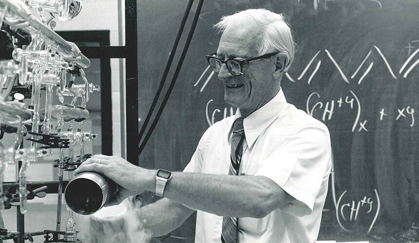 Alan MacDiarmid won the Nobel Prize for discoveries of polymers that conduct electricity. (University Archives and Records Center, University of Pennsylvania.) Alan MacDiarmid conducting an experiment